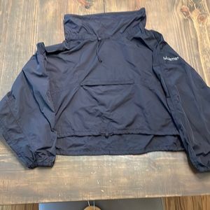 Lululemon cropped black rain jacket. Sz XS/Small